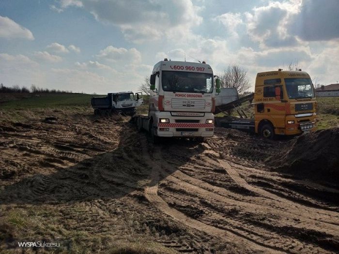Pomoc Drogowa Holowanie Tir Ciężarowe Dostawcze