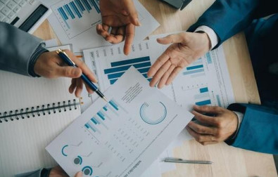 Szukaj możliwości inwestycyjnych / promotorów projektów